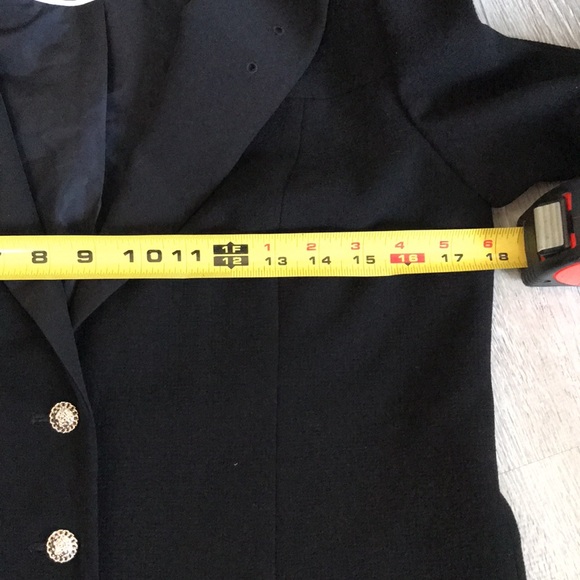 NWOT Karl Lagerfeld black blazer size 2 - Picture 6 of 9